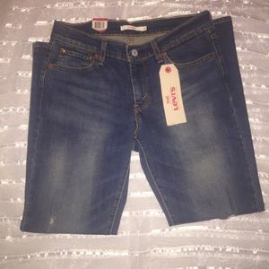Brand new Levi jeans 🥰